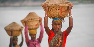 Working woman in Bangladesh
