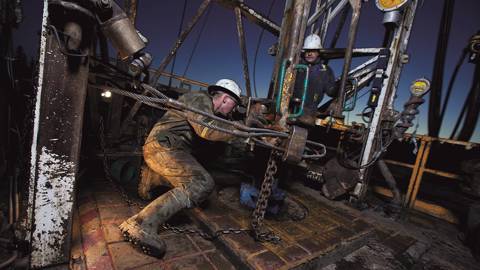 hthompson1_GettyImages_oilrig