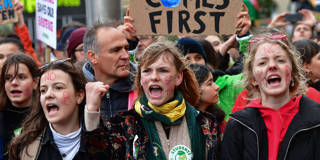 thunberg1_EMMANUEL DUNANDAFP via Getty Images_climateprotestkids