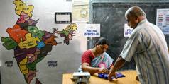 tharoor190_R. SATISH BABUAFP via Getty Images_india elections