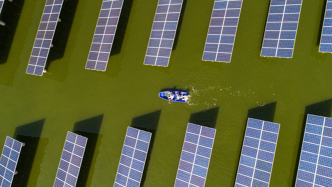 navarro3_Zhai HuiyongVisual China Group via Getty Images_chinasolarpanelsboat