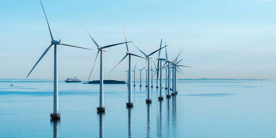 poulsen1_Marc StuderEyeEm Getty Images_windturbines