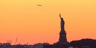 Statue of Liberty at Sunset_Loic Lagard_Flickr