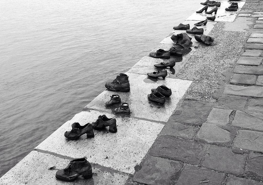 Shoes jewish victims Budapest
