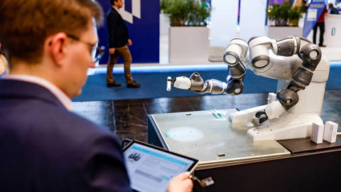 moyo26_AXEL HEIMKENAFP via Getty Images_ai jobs