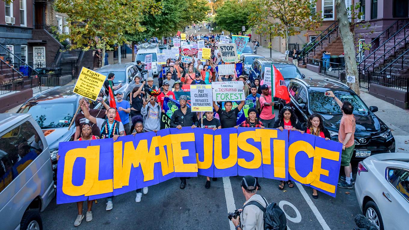 tyson103_ Erik McGregorLightRocket via Getty Images_USclimateprotest