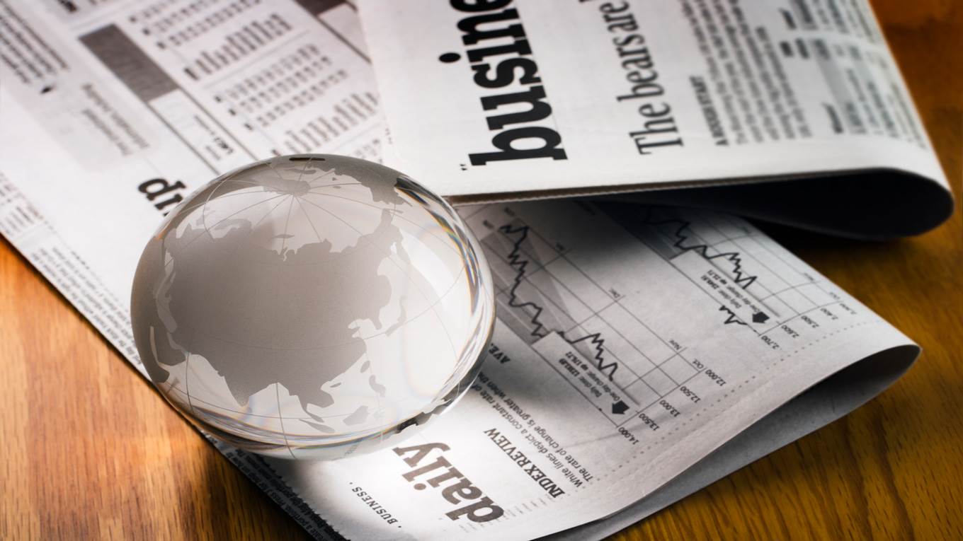 pisaniferry92_YinYang-Getty-Images_globe-paper