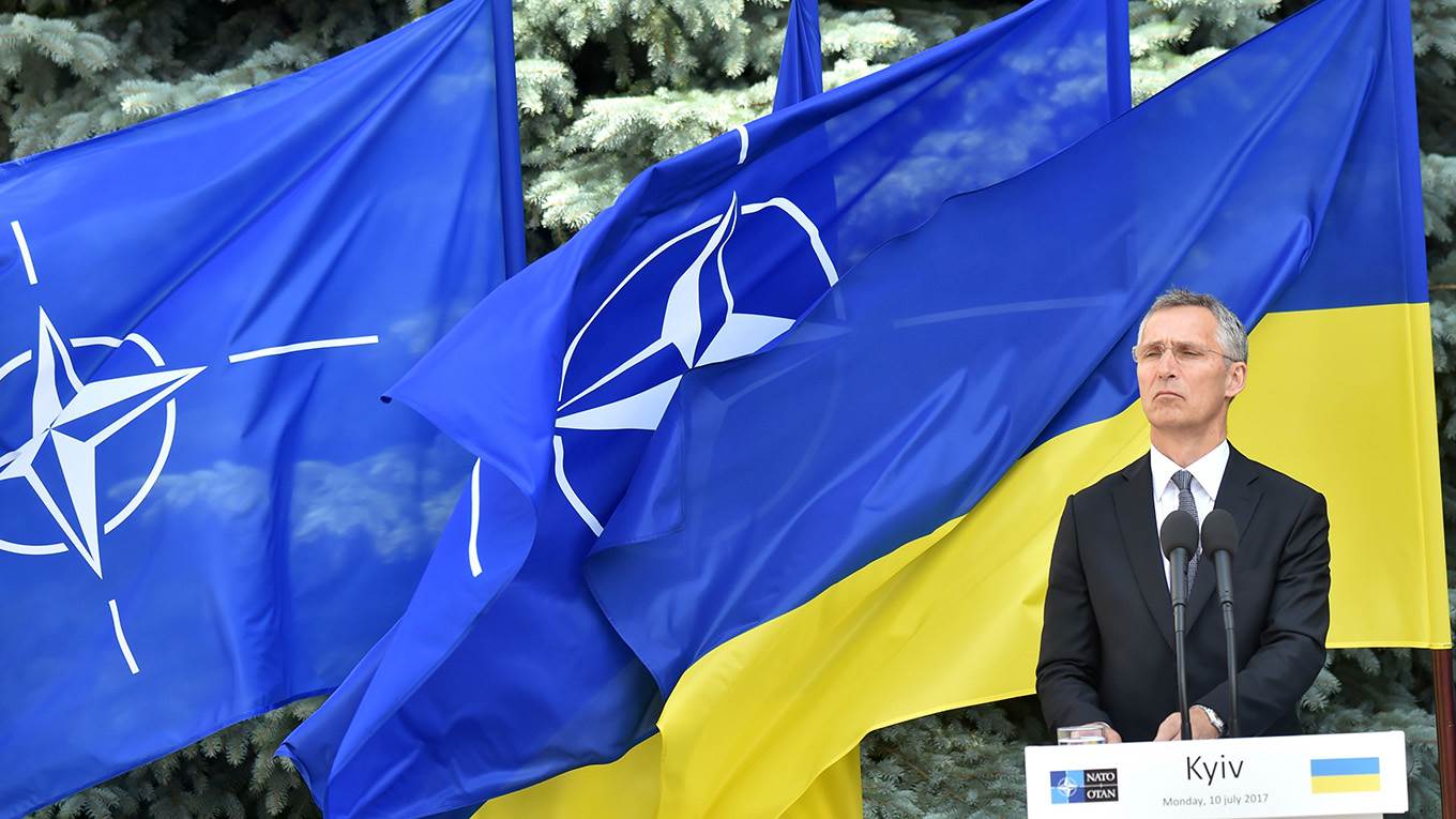afrasmussen14_SERGEI SUPINSKYAFPGetty Images_nato