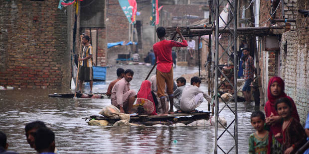 castanedasolares1_AKRAM SHAHIDAFP via Getty Images_pakistan floods