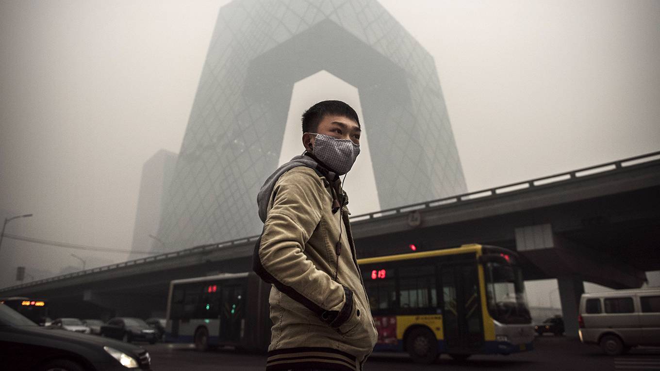 neira1_Kevin FrayerGetty Images_chinabeijingsmogfacemask