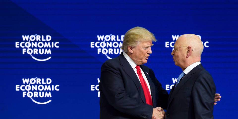 stiglitz268_FABRICE COFFRINIAFP via Getty Images_trump davos