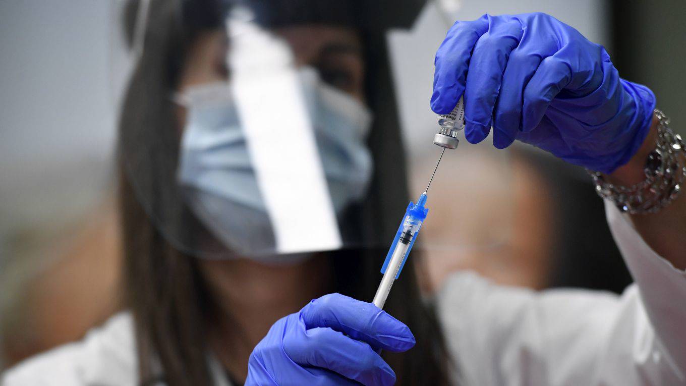 elerian132_Helen H. RichardsonMediaNews GroupThe Denver Post via Getty Images_covid vaccine