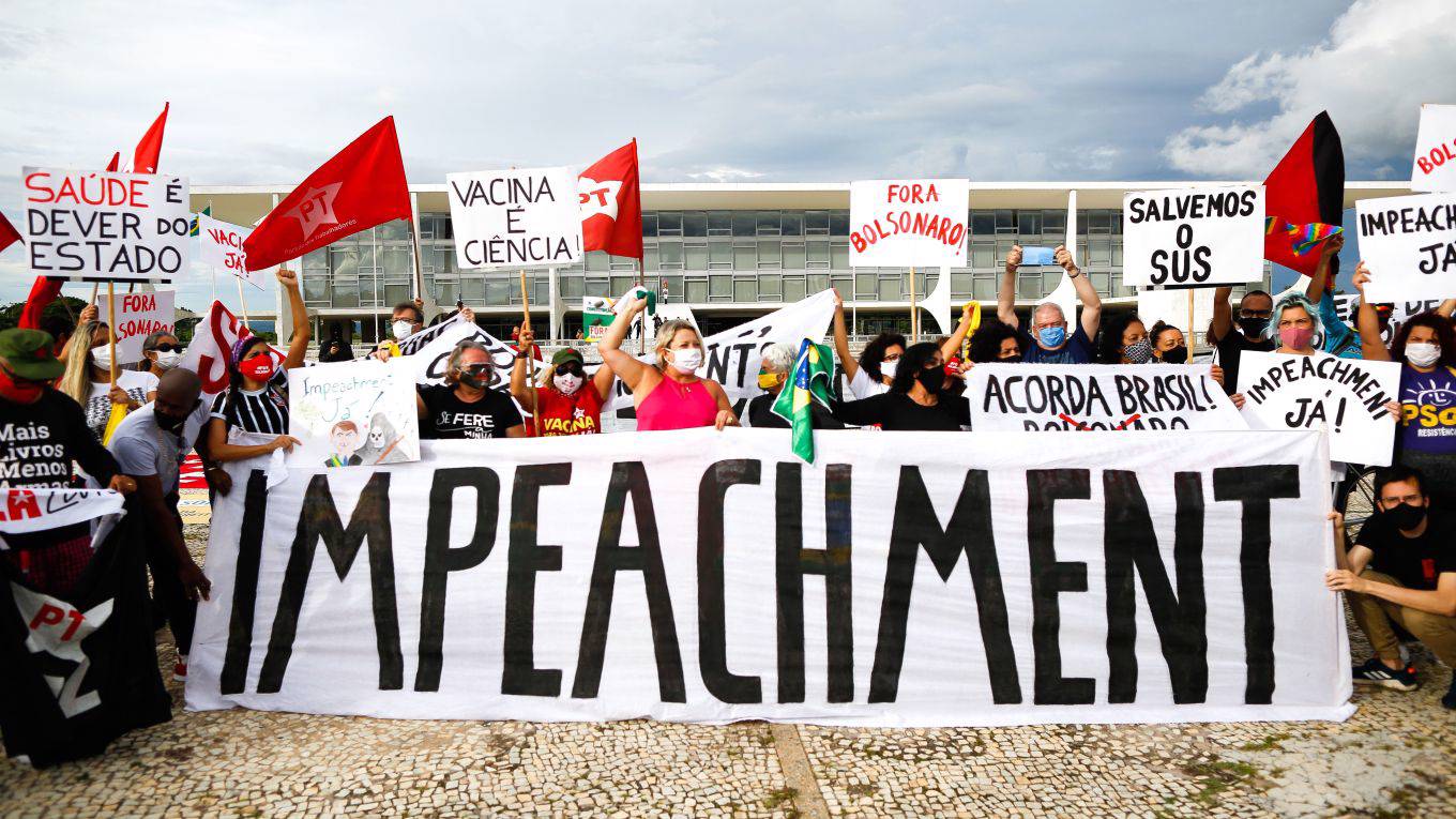 stanley3_SERGIO LIMAAFP via Getty Images_bolsonaro covid protest