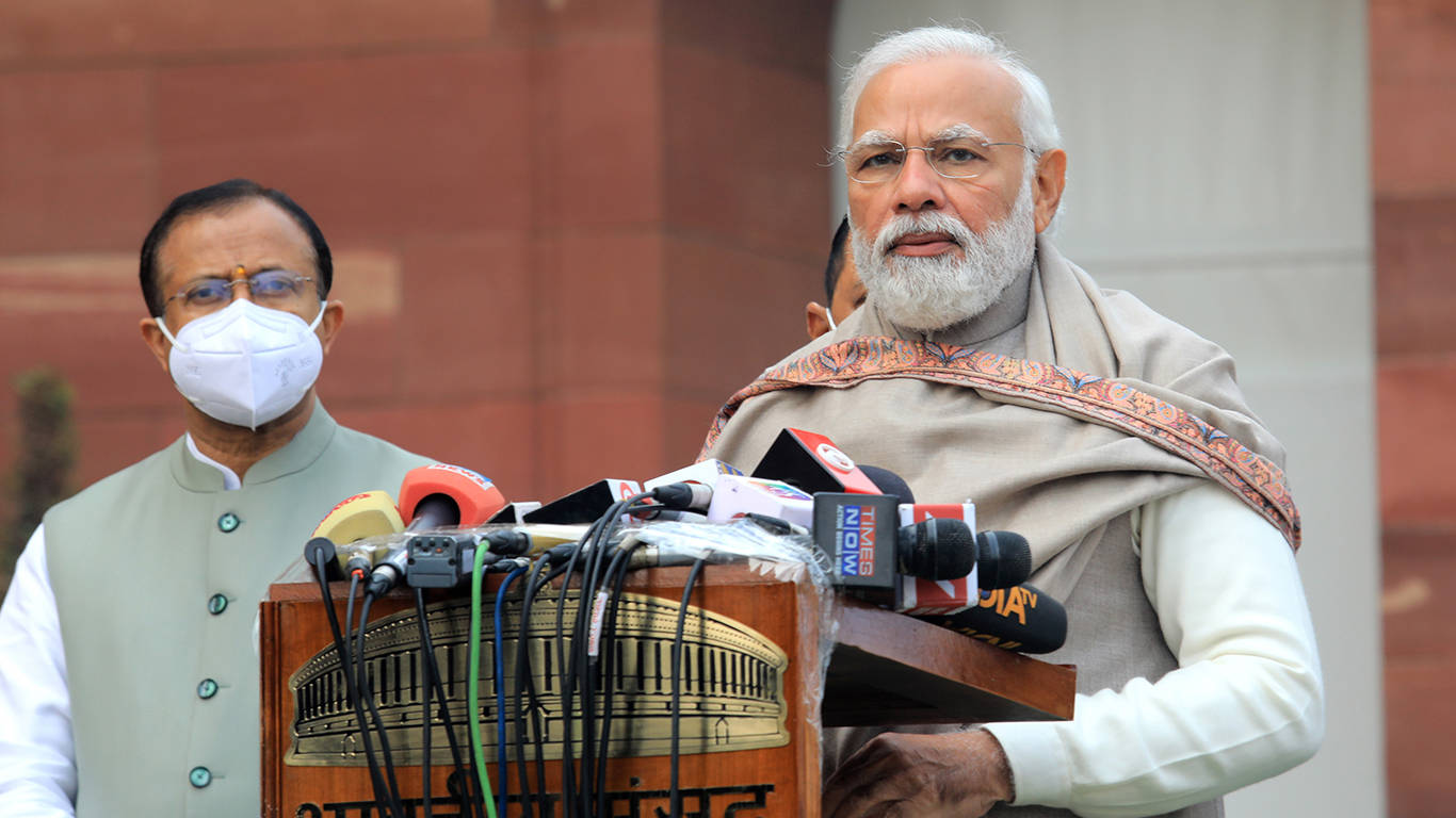 tharoor161Naveen SharmaSOPA ImagesLightRocket via Getty Images_modi budget india