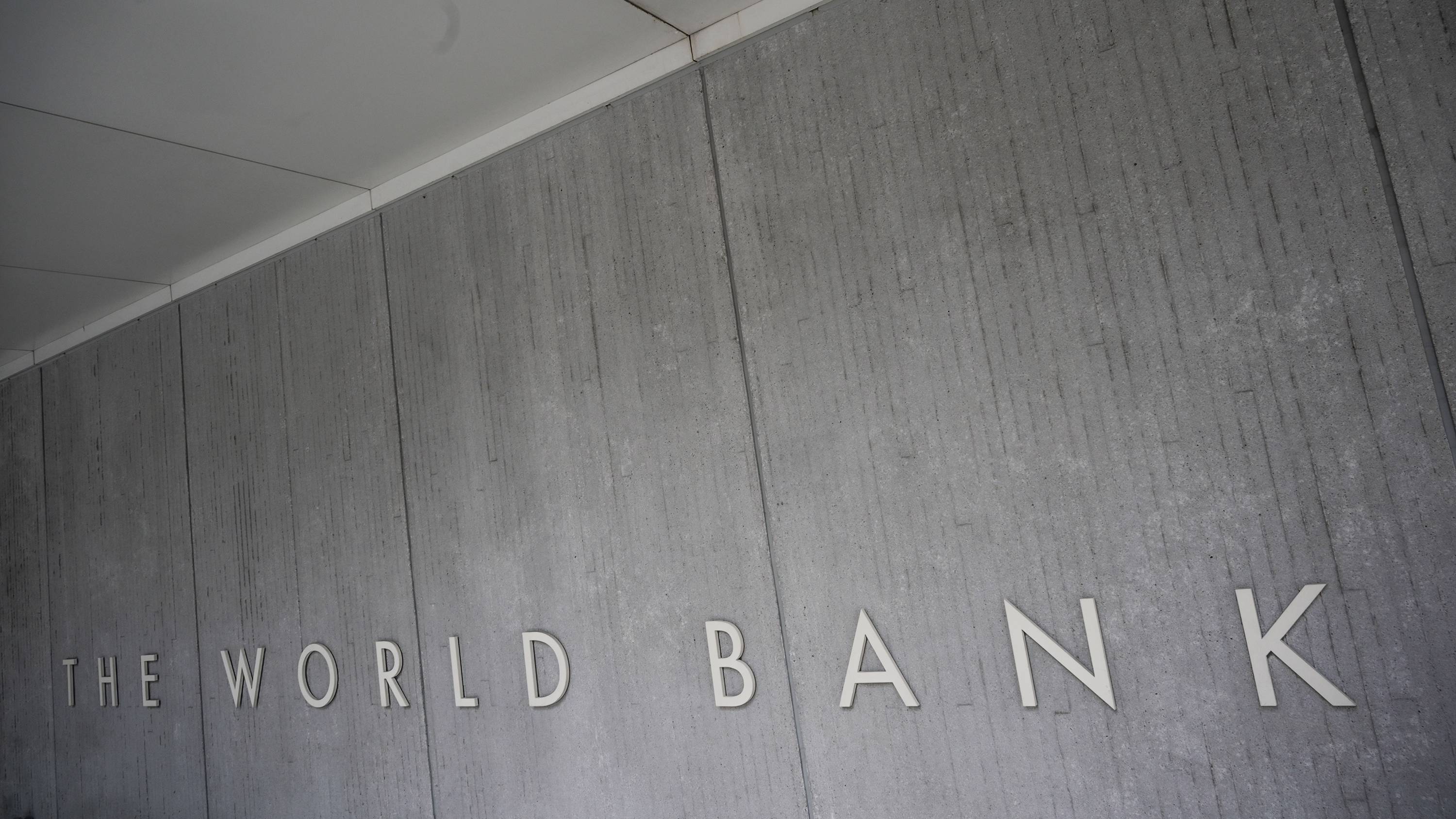 hsieh2_ERIC BARADATAFP via Getty Images_worldbankbuildinglogo