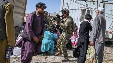 sachs_347WAKIL KOHSARAFP via Getty Images_afghanistan us