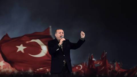malley1_OZAN KOSEAFP via Getty Images_erdoganrally