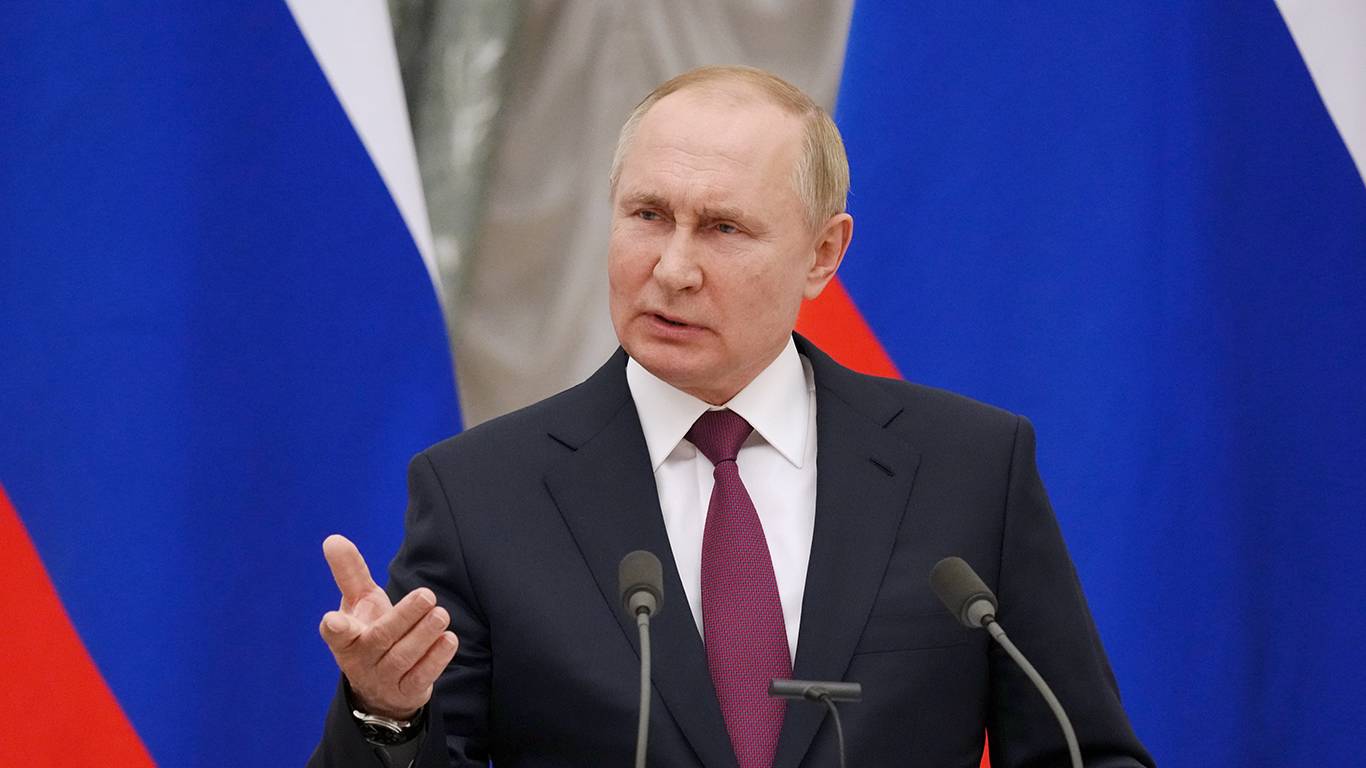 tannock39_Kay Nietfeldpicture alliance via Getty Images_putin ukraine