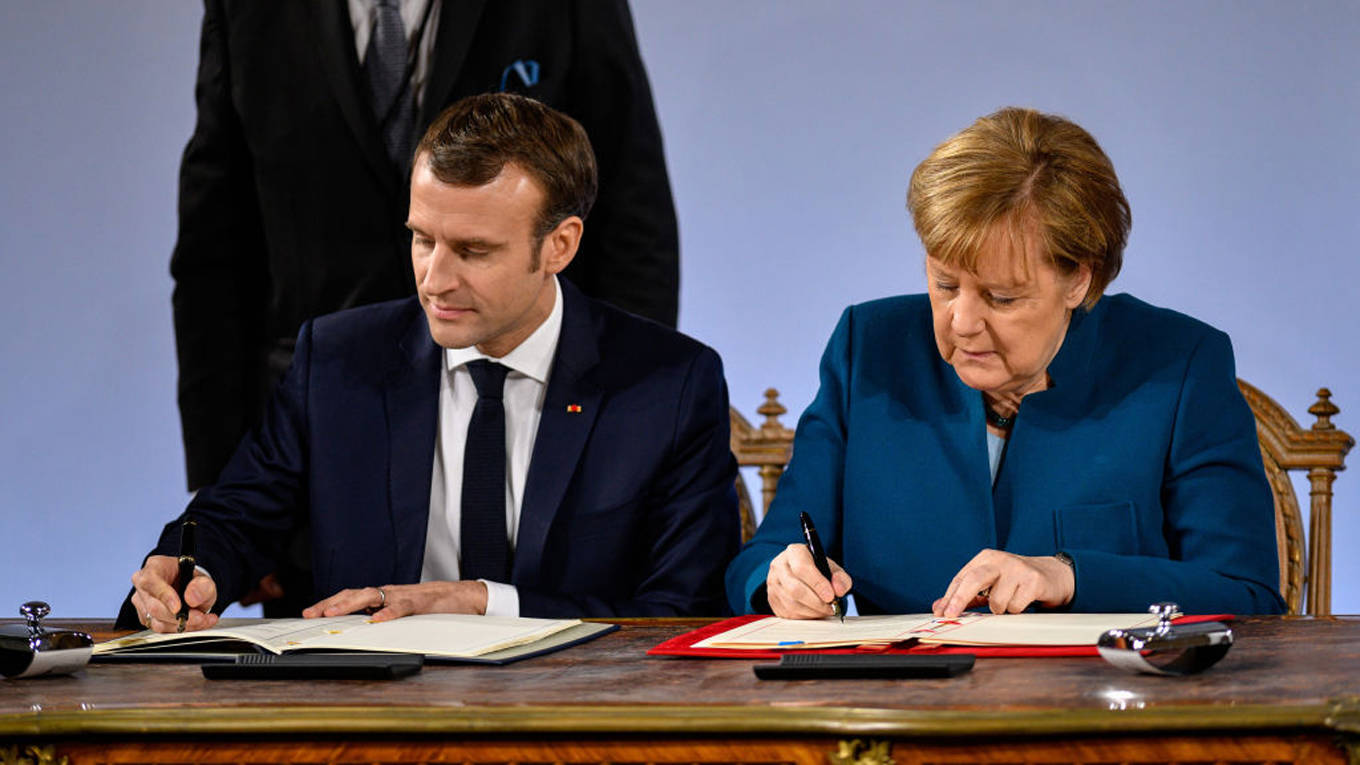 gabriel2_Sascha-SchuermannGetty-Images_aachen-treaty