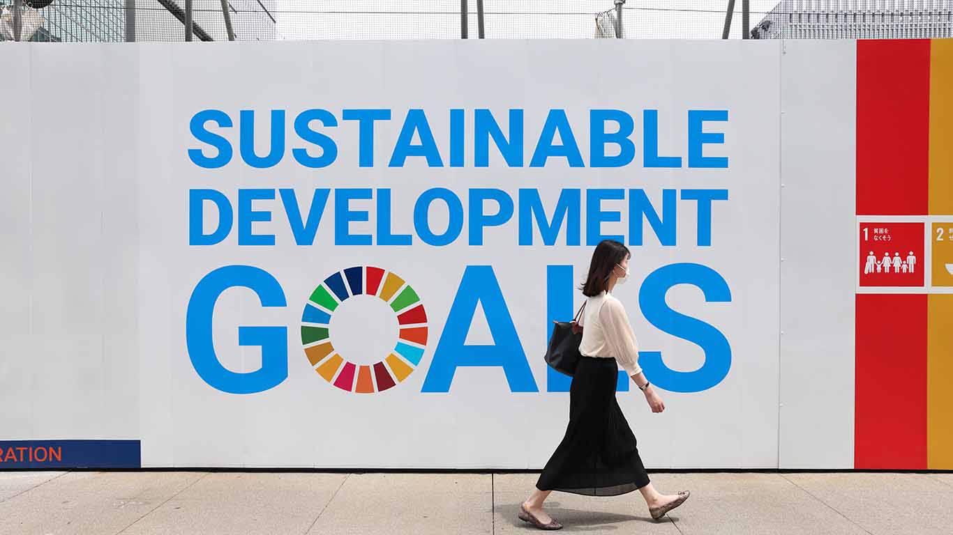 bapna3_Stanislav KogikuSOPA ImagesLightRocket via Getty Images_sdg banking