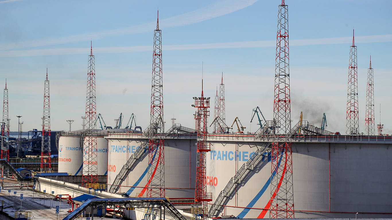 james190_Igor Grussakpicture alliance via Getty Images_russian oil