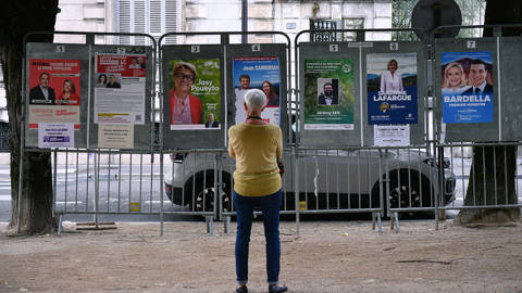 woods60_Gaizka IrozGettyImages_france_election_posters