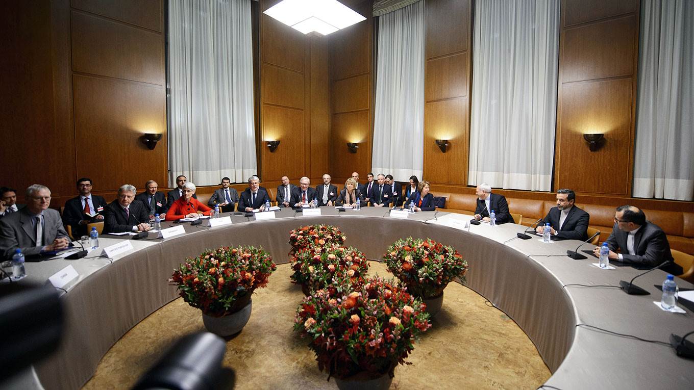 Closed-door nuclear talks in Geneva on November 20, 2013