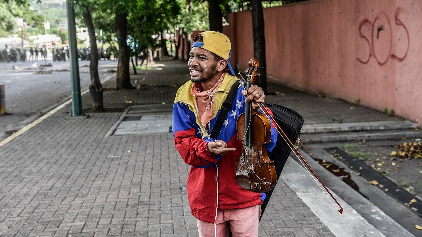Wuilly Arteaga at a protest in Caracas