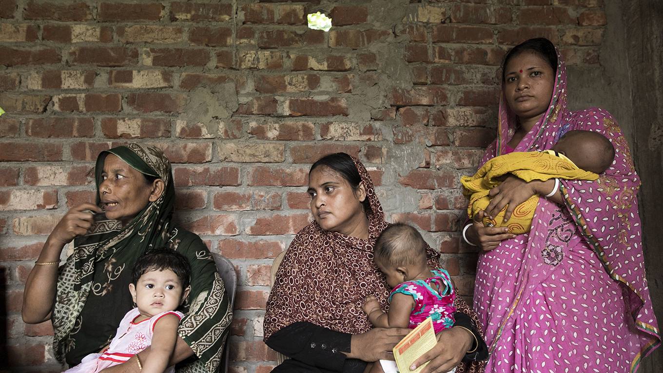 saha1_Zakir Hossain ChowdhuryAnadolu Agency via Getty Images_bangladesh vaccine