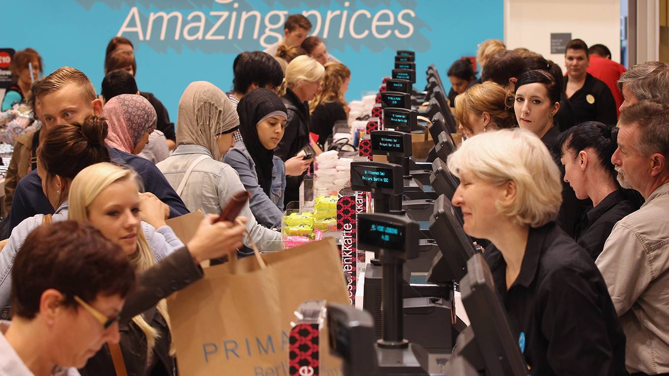 nayyar1_Sean GallupGetty Images_shoppingconsumerismgermany