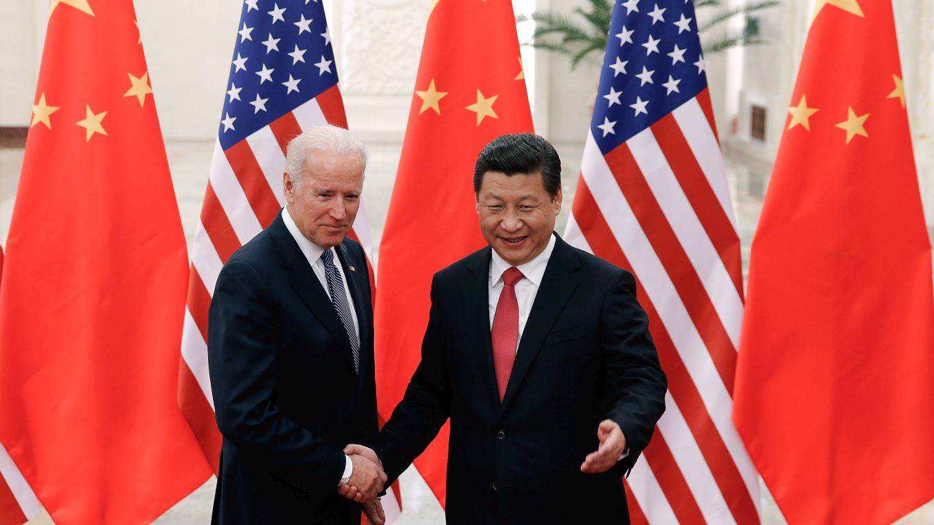 pei71_ Lintao ZhangGetty Images_xi jinping joe biden 2013