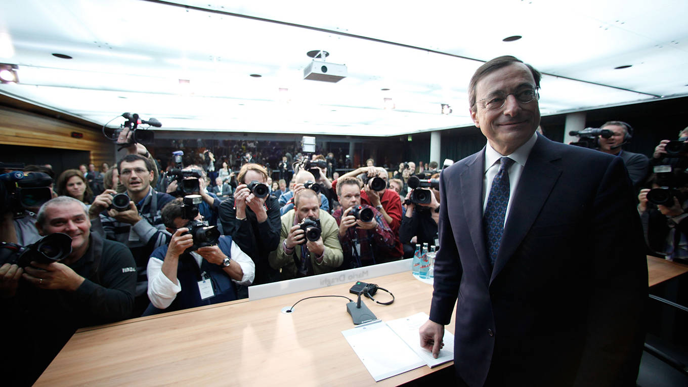 reichlin15_RalphOrlowskiGettyImages_draghipresidentpressconference