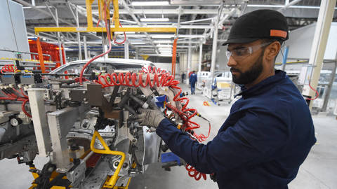 verdierchouchane1_FADEL SENNAAFP via Getty Images_moroccoautoindustry