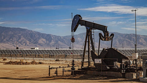 haass175_Citizens of the PlanetGettyImages_oil_rig_solar_panels