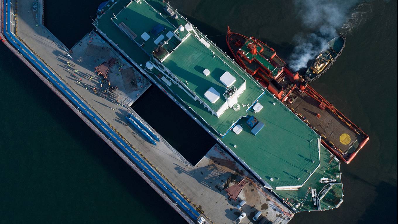 furfari2_Alexander RyuminTASS via Getty Images_aerialnuclearboat