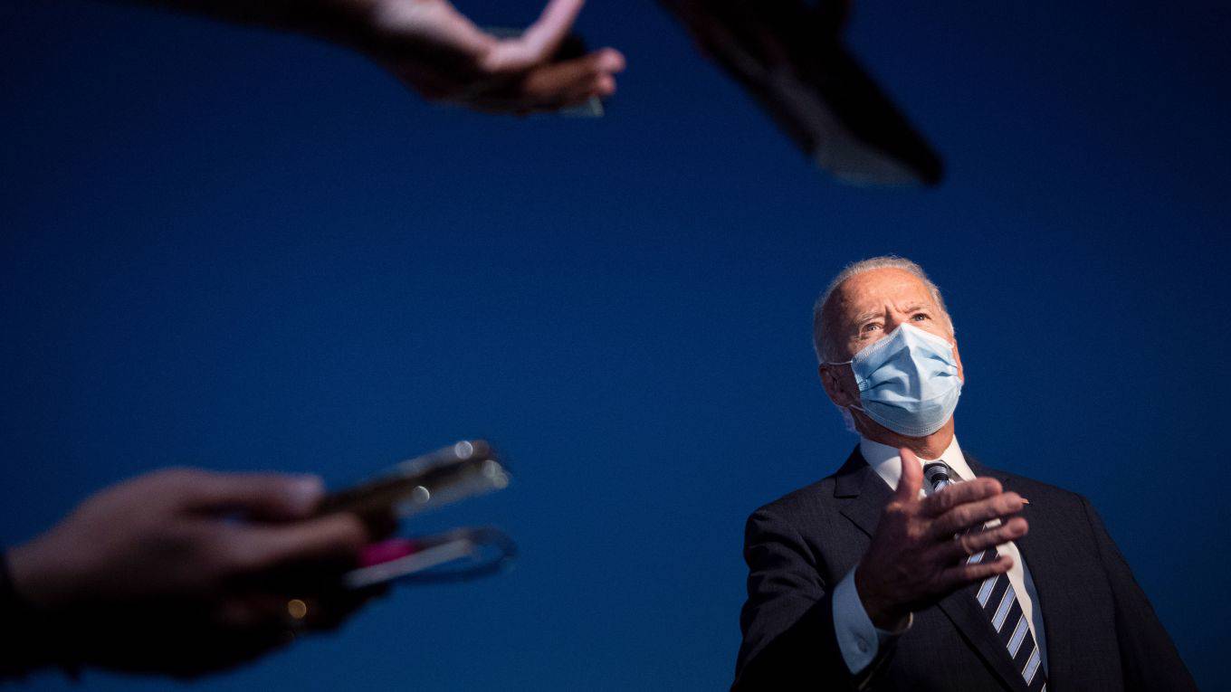 dervis106_BRENDAN SMIALOWSKIAFP via Getty Images_biden