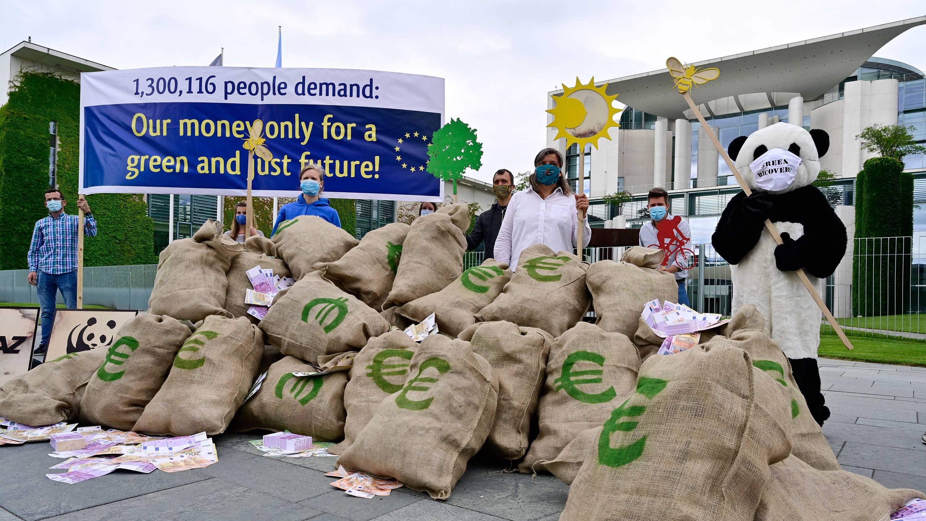odendahl1_JOHN MACDOUGALLAFP via Getty Images_eugermanyprotestsustainabilitygreen