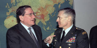 bildt66_NatoGetty Images_richardholbrookekosovo