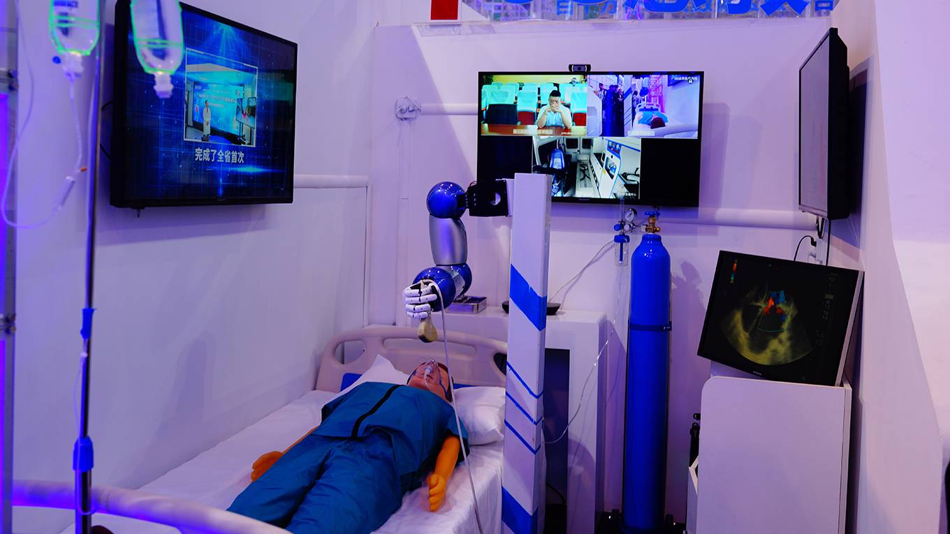 ruettinger1_Visual China Group via Getty ImagesVisual China Group via Getty Images_5Gchinadoctortechnology
