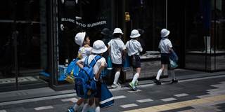 japanese children walking school
