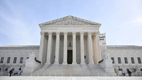 coral1_Mandel NganGettyImages_us_supreme_court