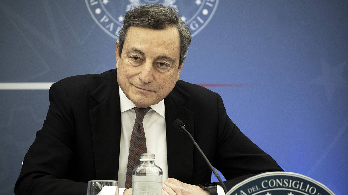 subacchi38_Alessandra Benedetti - CorbisCorbis via Getty Images_draghi