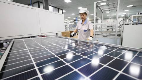 rodrik227_Si WeiVCG via Getty Images_china solar panels