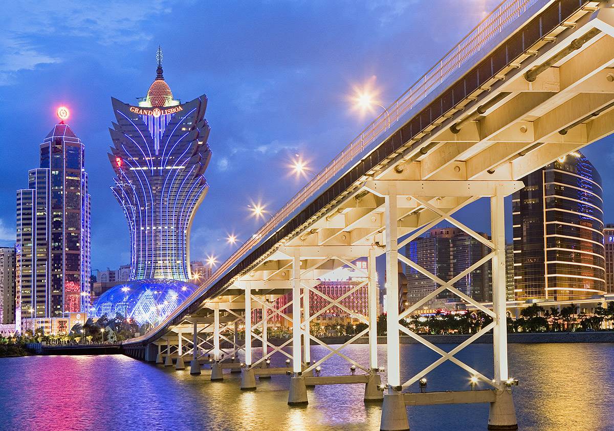 Bank of China bridge Macau