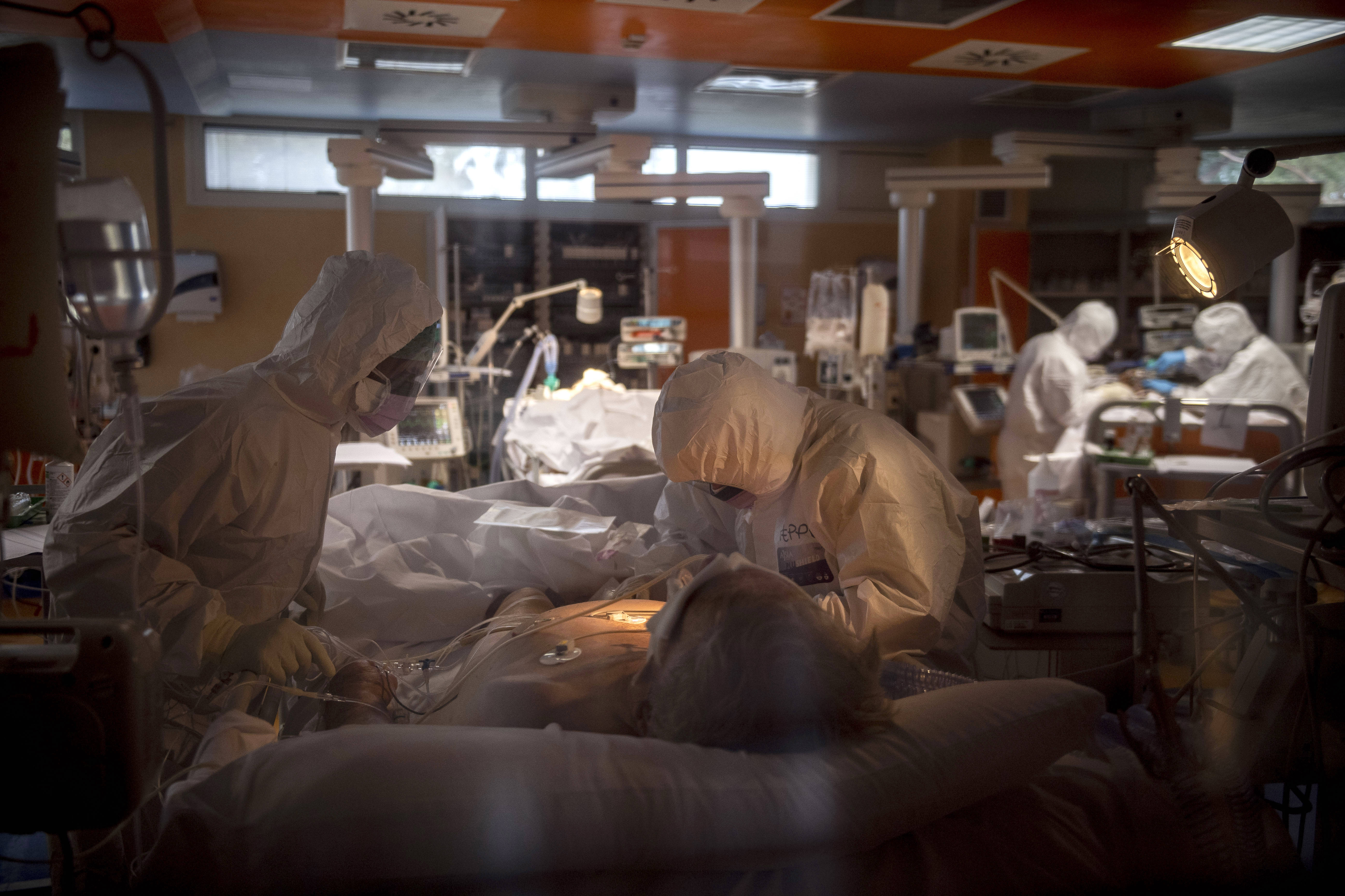 solana115_Antonio MasielloGetty Images_doctors covid-19
