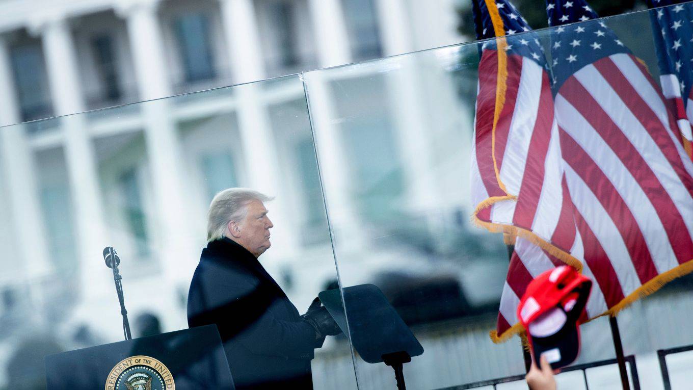 acemoglu28_BRENDAN SMIALOWSKIAFP via Getty Images_trump