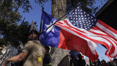 lacroix2_ Michael GonzalezGetty Images_texasUSflags