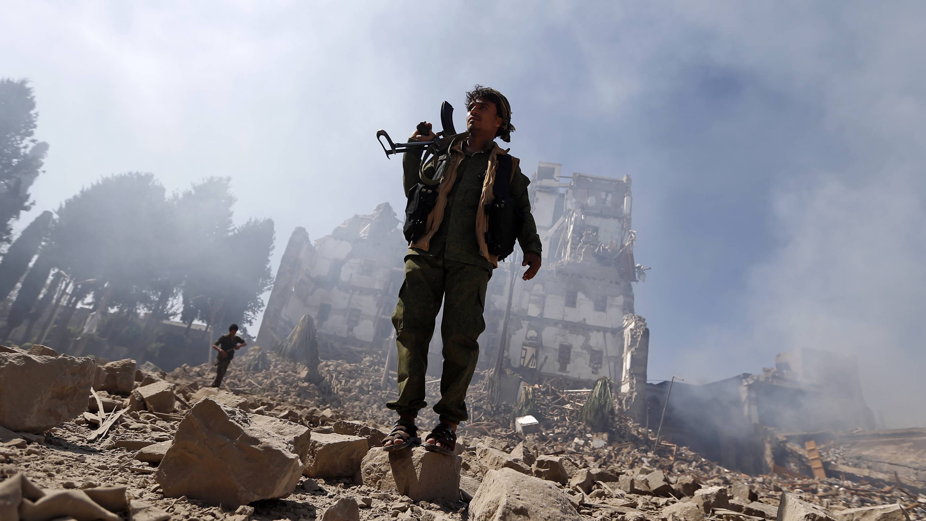 saikal6_MOHAMMED HUWAISAFP via Getty Images_yemenwarsoldier