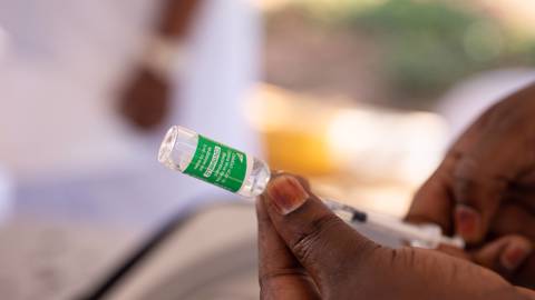 vaisse1_Luke DrayGetty Images_vaccine uganda covax