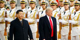 Trump visits China